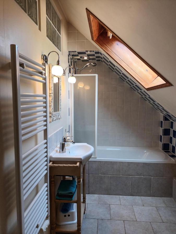 Le Logis Du Pressoir Self Catering Gites In Beautiful 18Th Century Estate In The Heart Of The Loire Valley With Heated Pool And Extensive Grounds. Les Bois-d'Anjou Ngoại thất bức ảnh