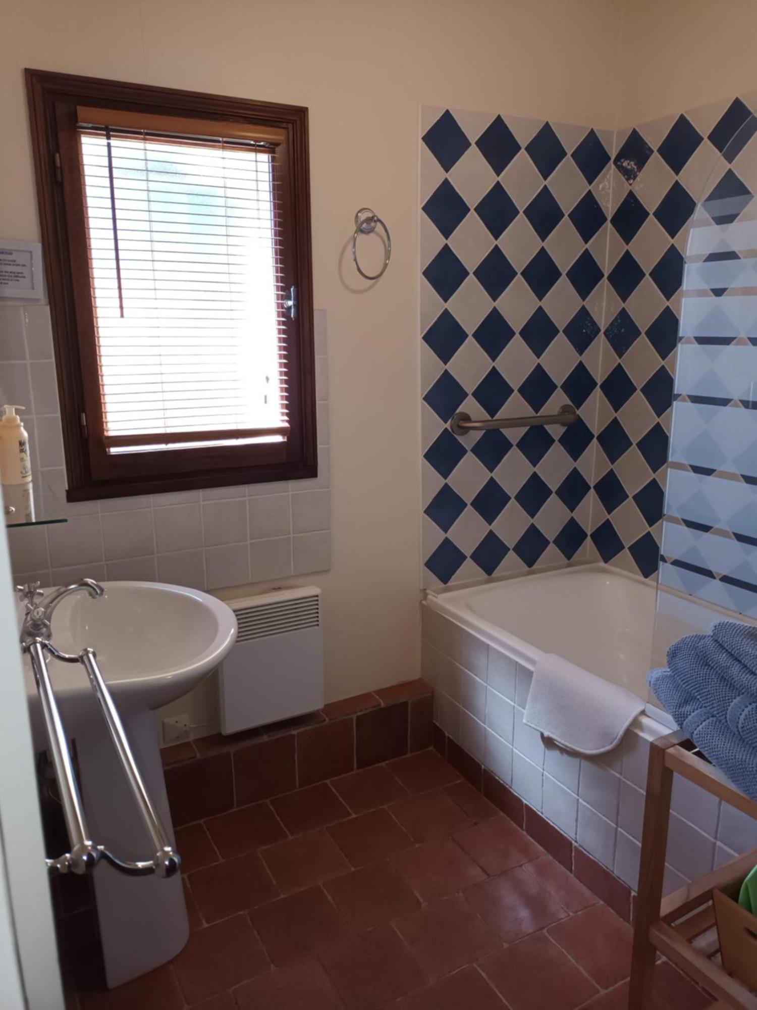Le Logis Du Pressoir Self Catering Gites In Beautiful 18Th Century Estate In The Heart Of The Loire Valley With Heated Pool And Extensive Grounds. Les Bois-d'Anjou Phòng bức ảnh